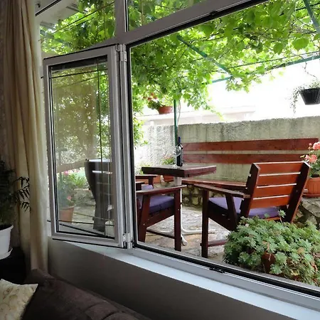 Anica & Gabriela Apartamento Makarska