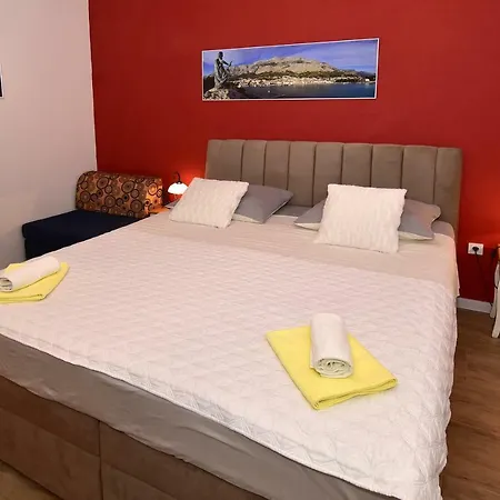 Anica & Gabriela Apartament Makarska